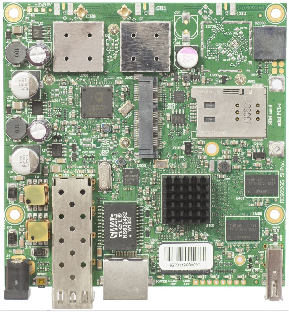 MikroTik RouterBOARD RB922UAGS-5HPacD 720 MHz, 128 MB RAM, 1x LAN, 1x SFP, 1x 5GHz 802.11ac 2x MMCX, L4
