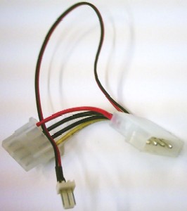 Gembird kabel MOLEX (4pin) s vývodem pro ventilátor (3pin FAN) 15 cm KAB054D80